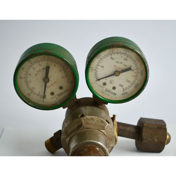 Vintage Tescom Gauge Regulator Set Model # H1910-540 Welding - Picture 2 of 8